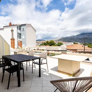 3* Penzion Pansion Epetium